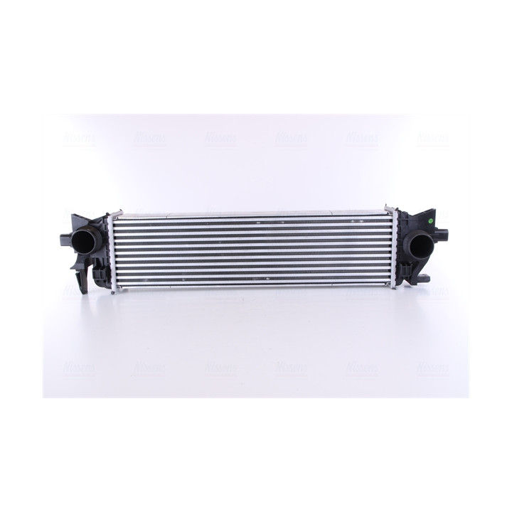 Chłodnica powietrza Intercooler NISSENS 96133