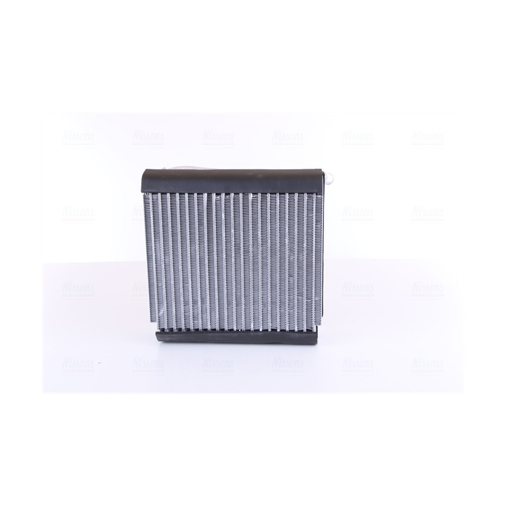 Parownik klimatyzacji NISSENS 92129