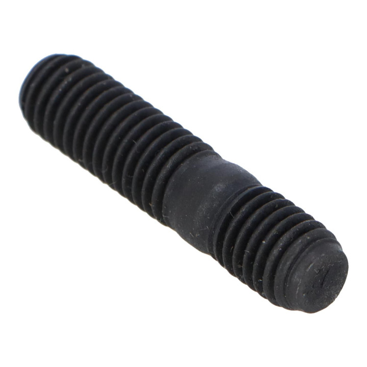Stud Volvo (924062)