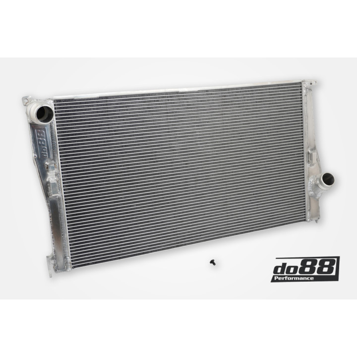 Chłodnica wody BMW 135i 335i 35i N54 N55 manualny 2007-2013 (E9X E82 E89)